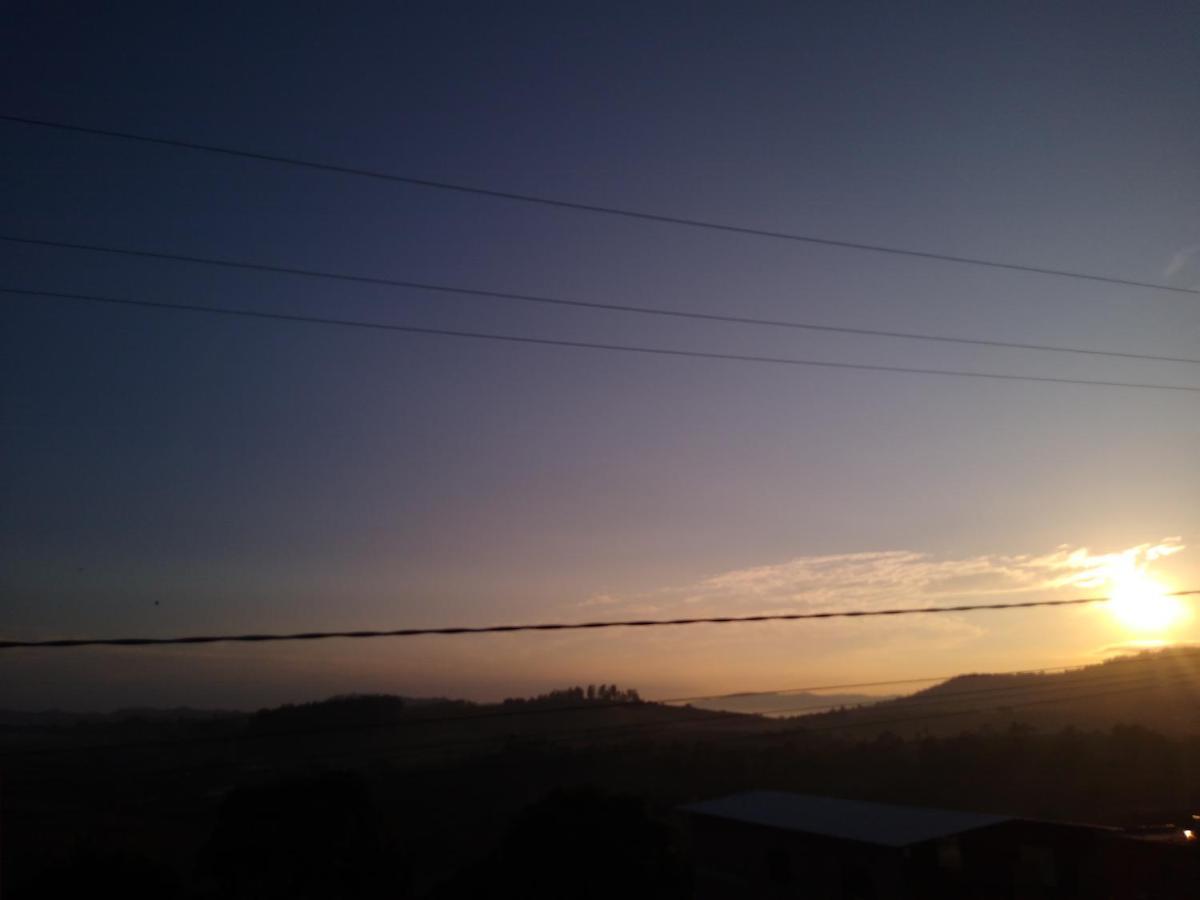 Paraiso Em Serra Negra Lindoia Com Linda Paisagem エクステリア 写真